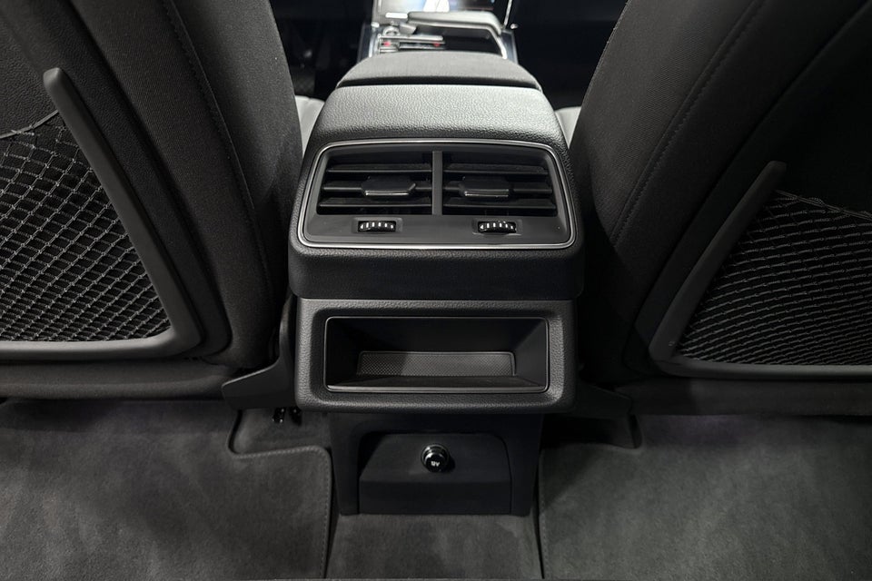 Audi e-tron 55 Advanced quattro 5d