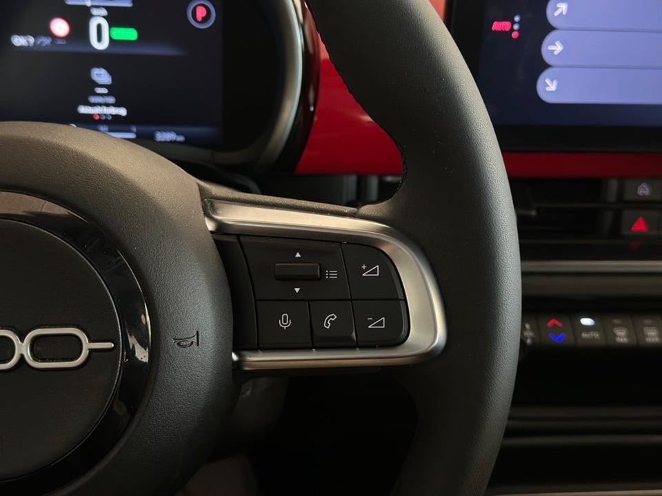 Fiat 600e 54 (RED) 5d