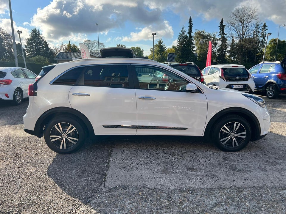 Kia Niro 1,6 PHEV Advance DCT 5d