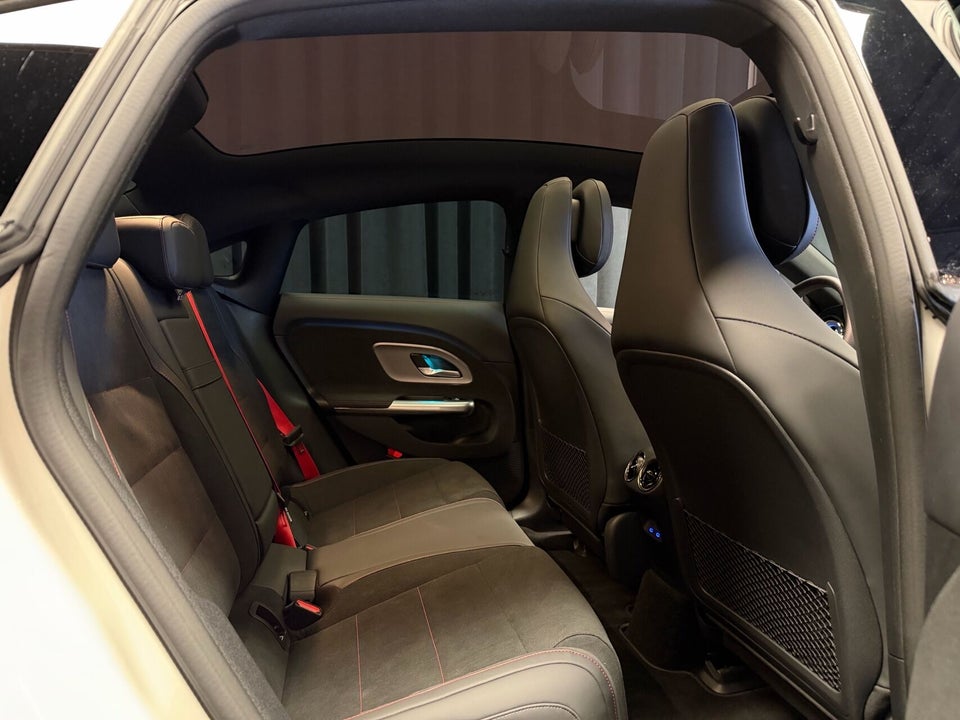 Mercedes CLA250+ electric AMG Advance Plus 4d