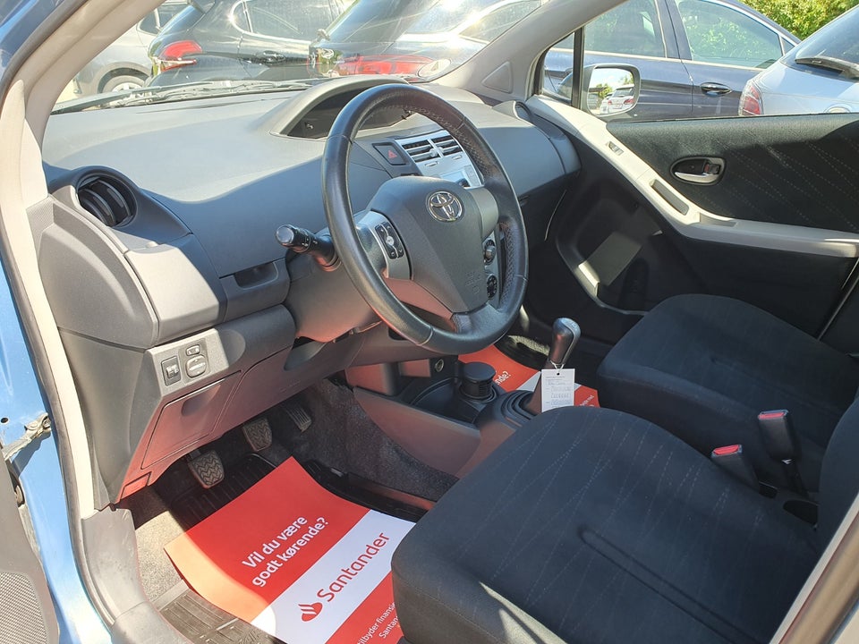 Toyota Yaris 1,3 Luna 5d