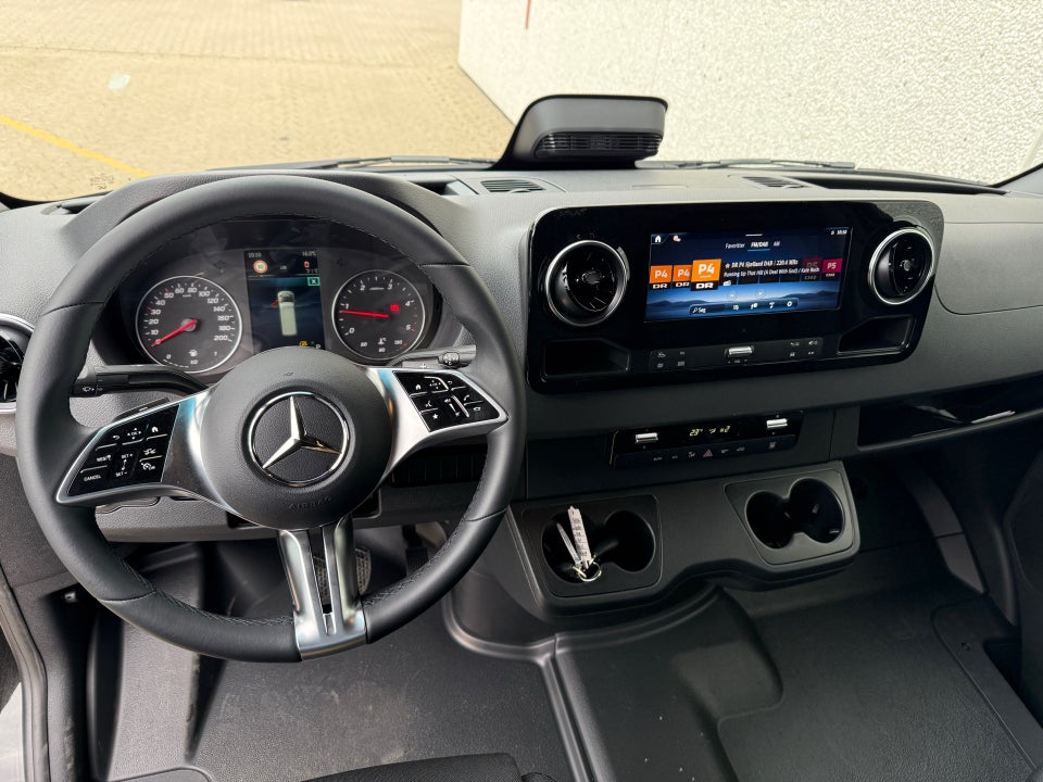 Mercedes Sprinter 317 2,0 CDi A2 Kassevogn SELECT RWD