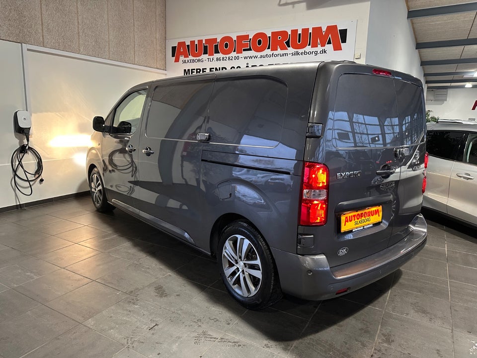 Peugeot Expert 2,0 BlueHDi 180 L2 Ultimate EAT6 Van
