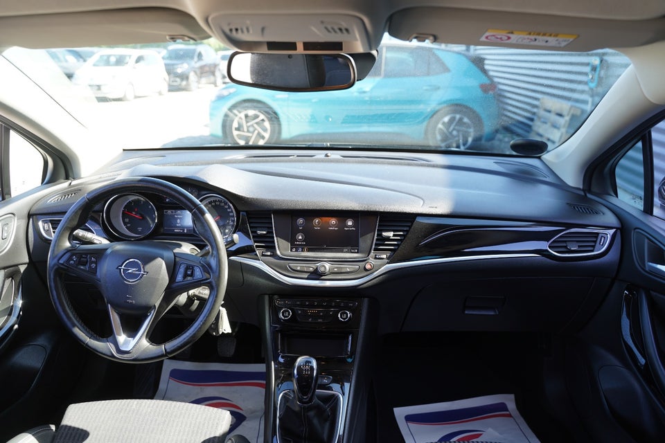 Opel Astra 1,5 D 105 Elegance Sports Tourer 5d