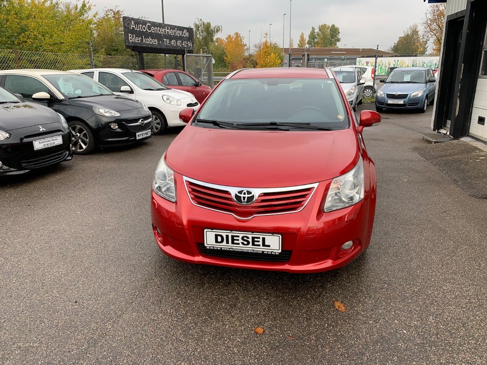 Toyota Avensis 2,0 D-4D T2 stc. 5d