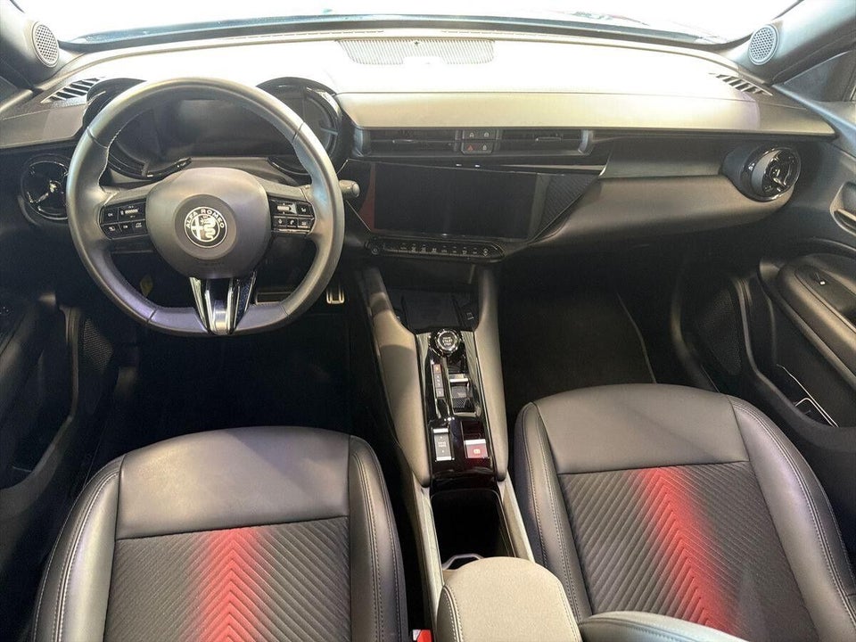 Alfa Romeo Junior Elettrica Speciale 5d