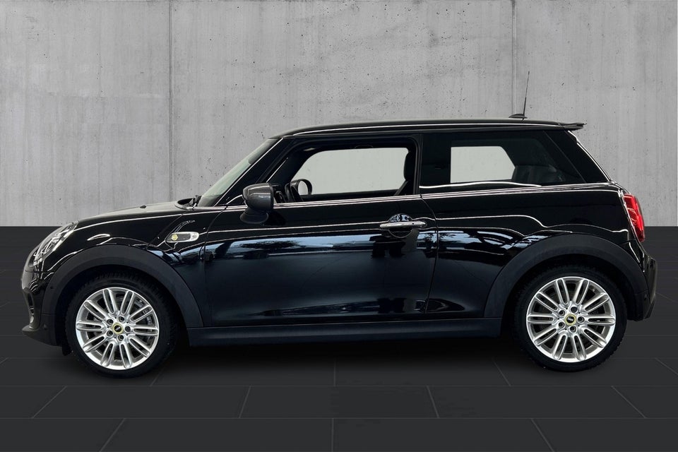 MINI Cooper SE Trim L 3d