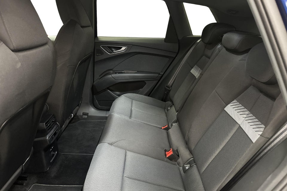 Audi Q4 e-tron 45 Progress 5d