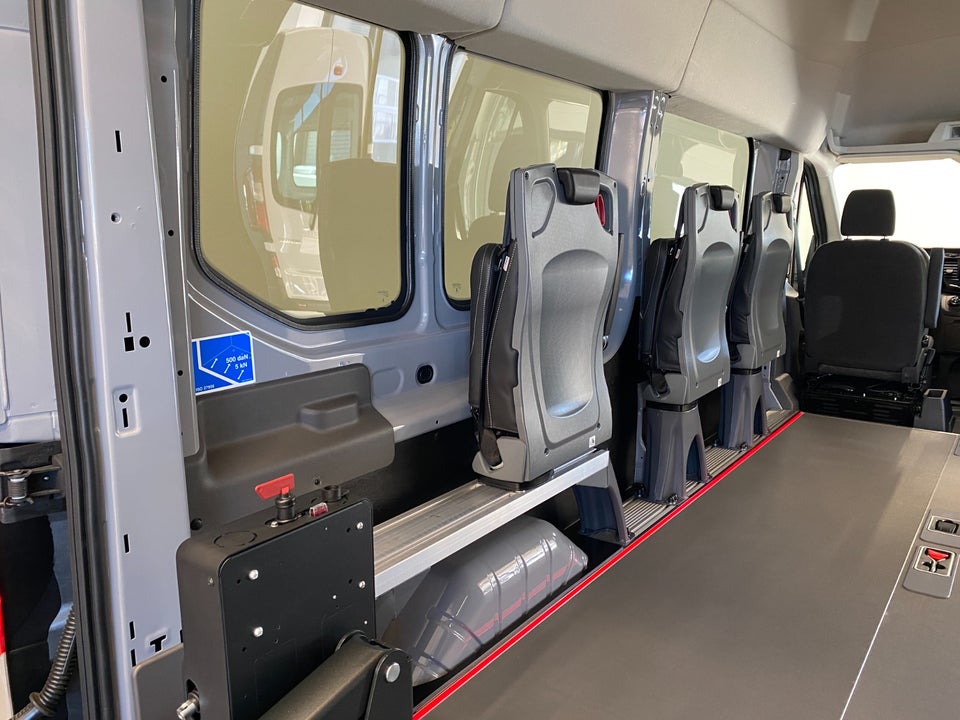 Ford E-Transit 350 L3 Kombi 68 Trend H3 RWD