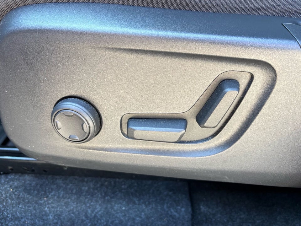 Volvo XC40 P6 ReCharge Plus 5d