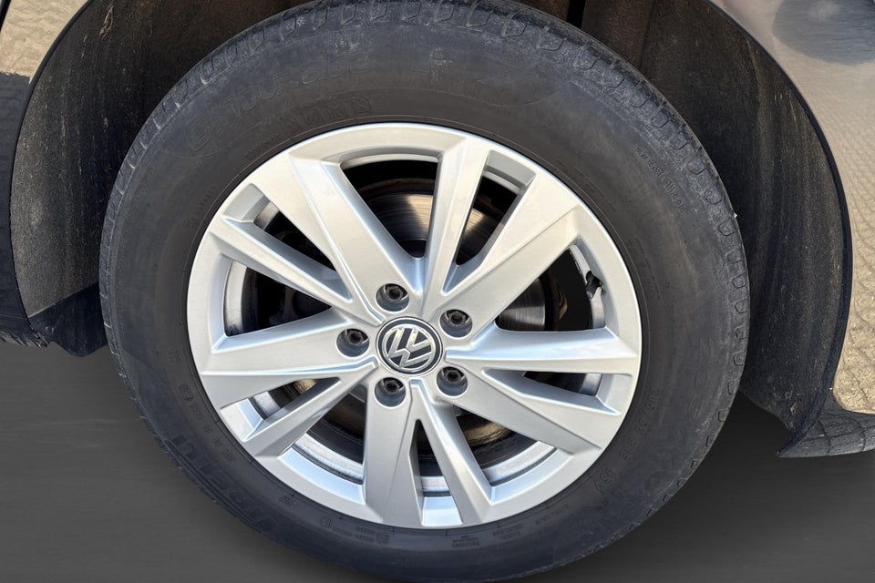 VW Touran 1,5 TSi 150 Highline Family DSG 7prs 5d