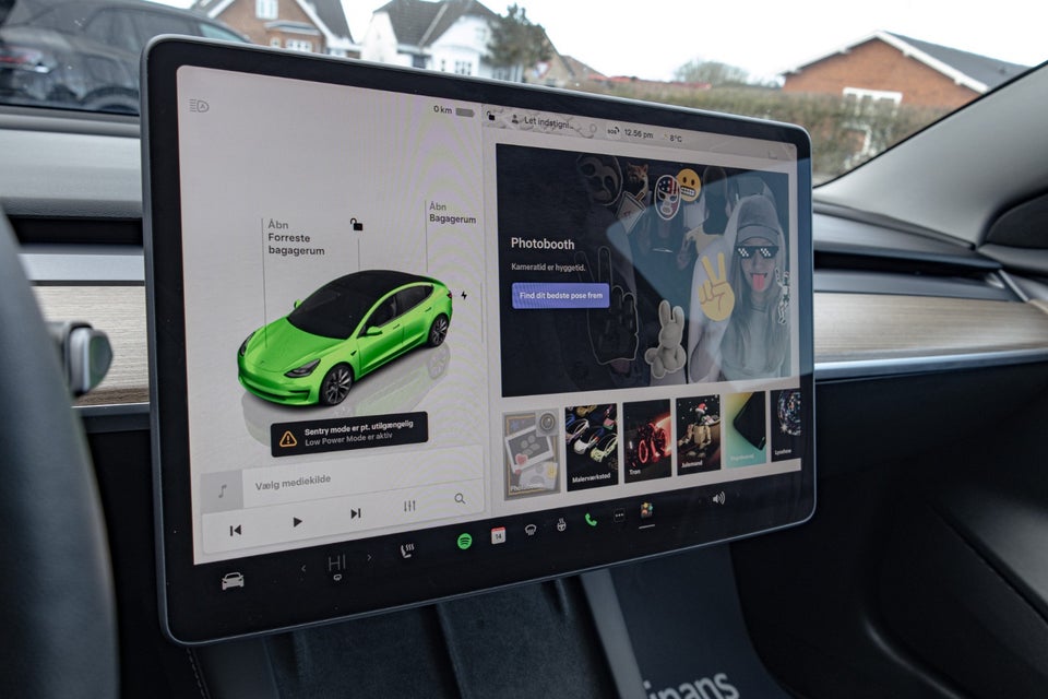 Tesla Model 3 RWD 4d