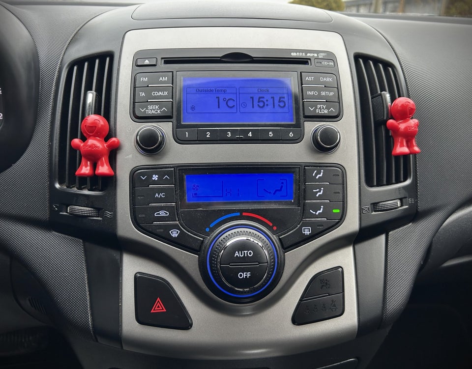 Hyundai i30 1,6 CRDi 128 Comfort CW aut. Van 5d