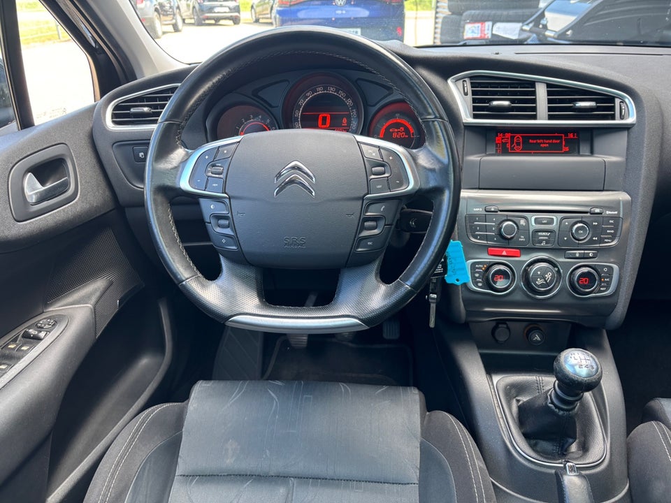 Citroën C4 1,6 e-HDi 112 Seduction 5d