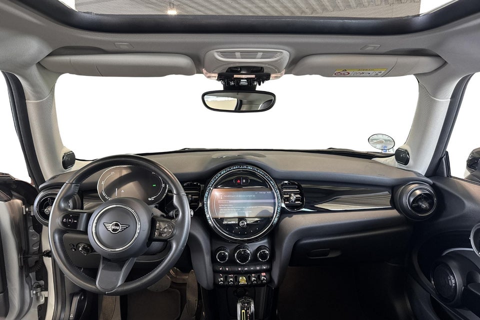 MINI Cooper SE Classic Trim 3d