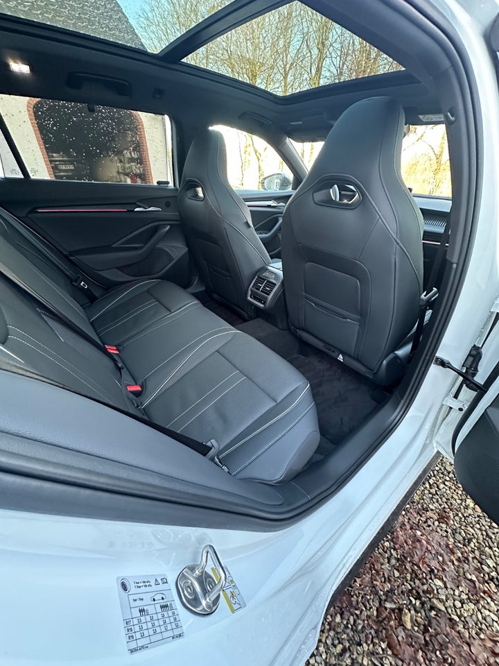 Skoda Superb 1,5 TSi iV Sportline Combi DSG 5d