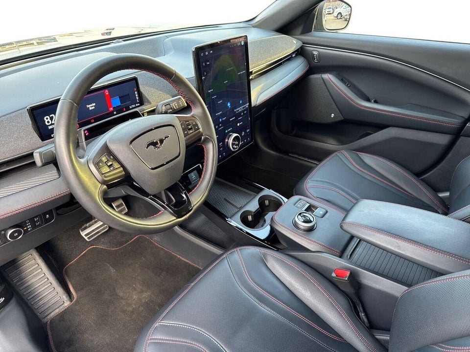 Ford Mustang Mach-E 98 Premium Extended Range 5d