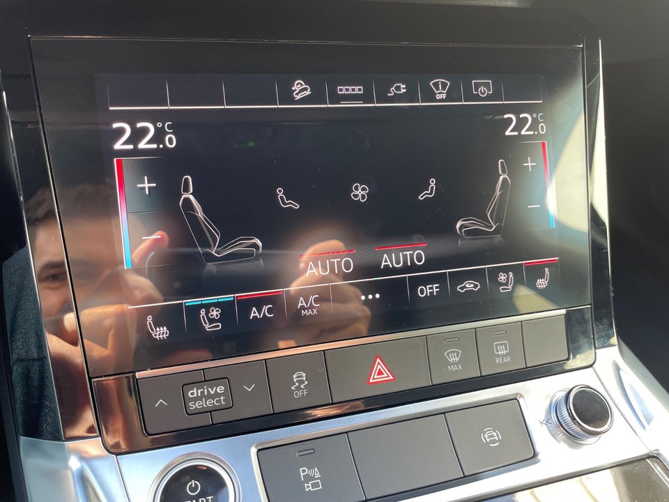 Audi e-tron 55 Advanced quattro 5d