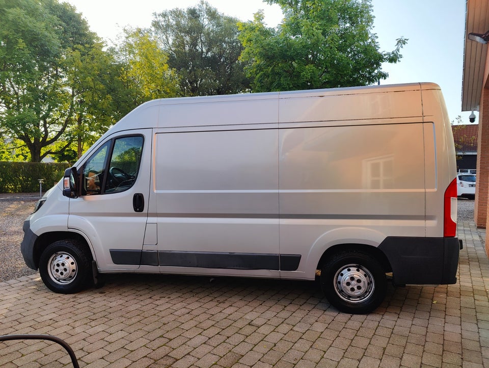 Peugeot Boxer 335 2,0 BlueHDi 163 L2H2 Premium