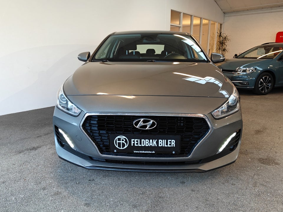 Hyundai i30 1,0 T-GDi Life 5d