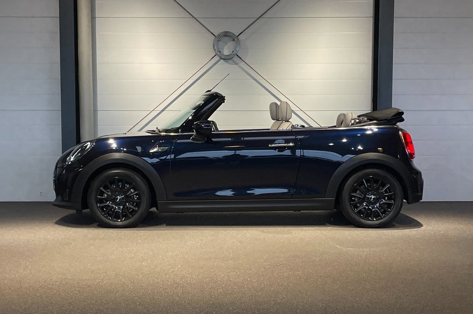 MINI Cooper 1,5 Essential Cabriolet aut. 2d