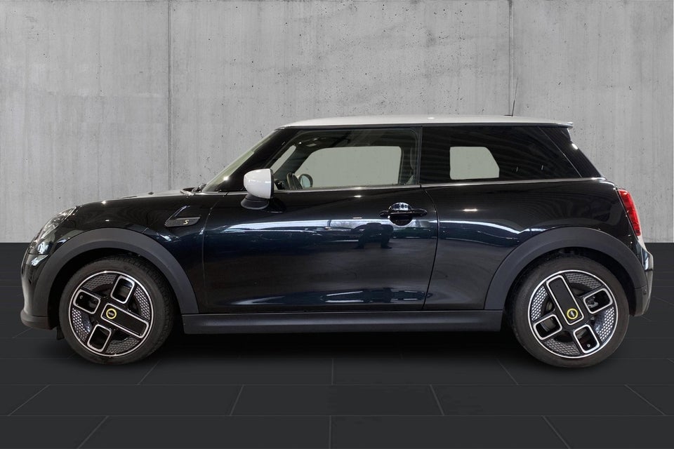 MINI Cooper SE Classic Trim 3d