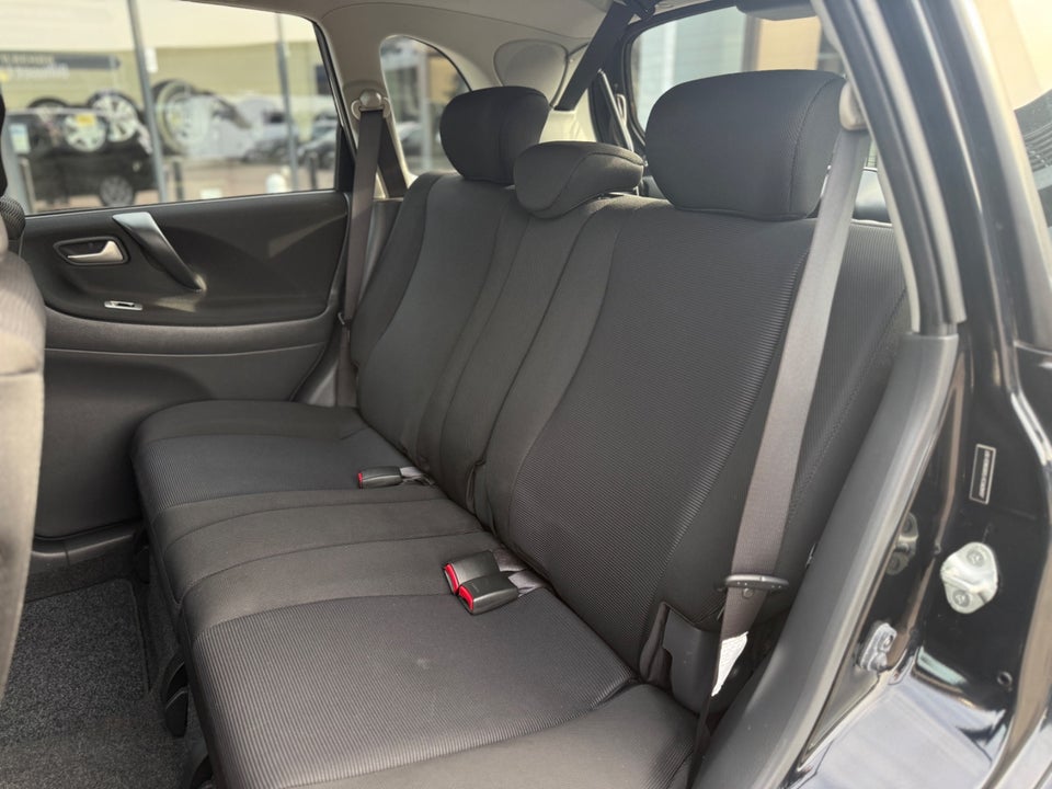 Suzuki Liana 1,6 5d