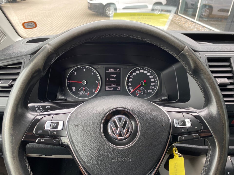 VW Transporter 2,0 TDi 150 Kassevogn DSG lang