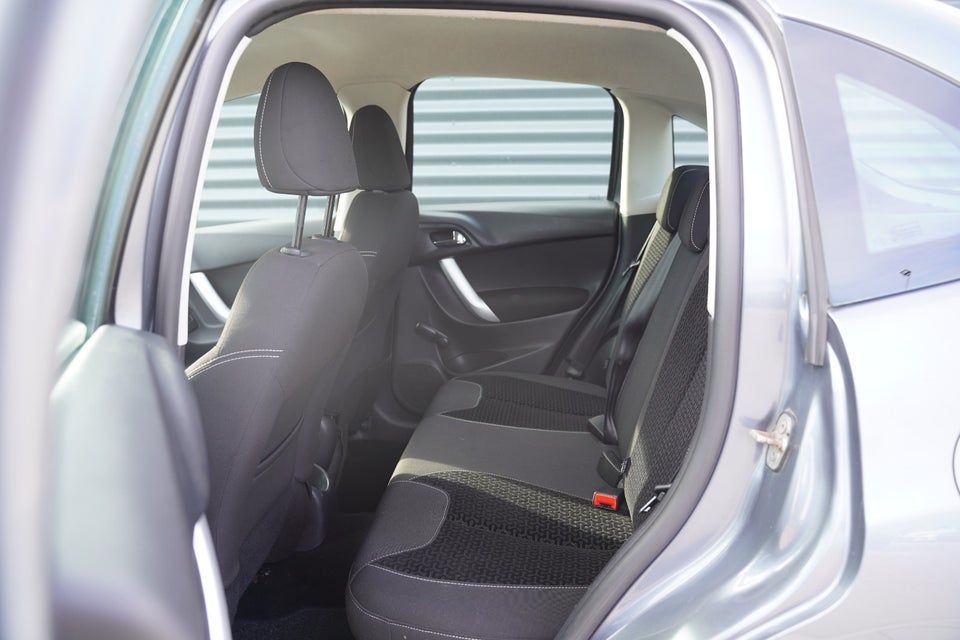 Citroën C3 1,4 HDi Attraction 5d