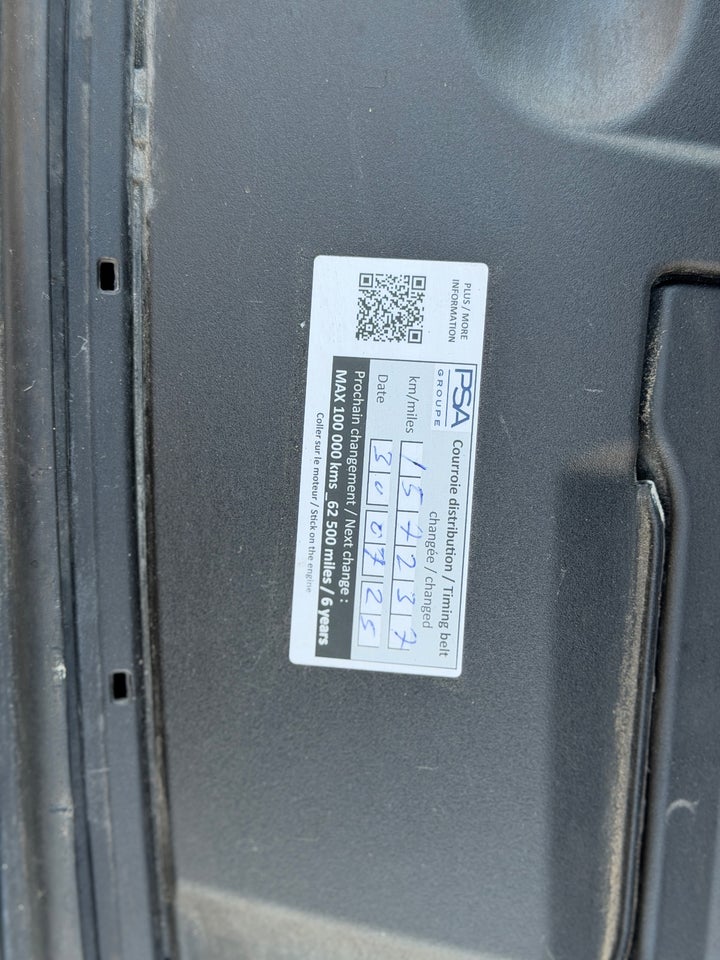 Peugeot 308 1,2 e-THP 130 Allure SW 5d