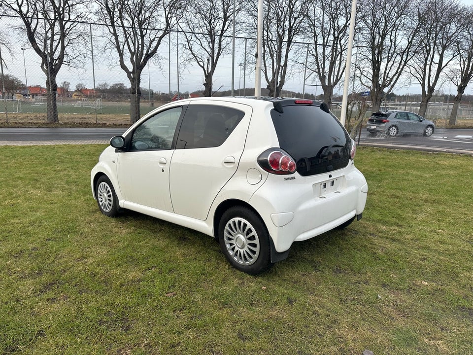 Toyota Aygo 1,0 VVT-i Comfort 5d