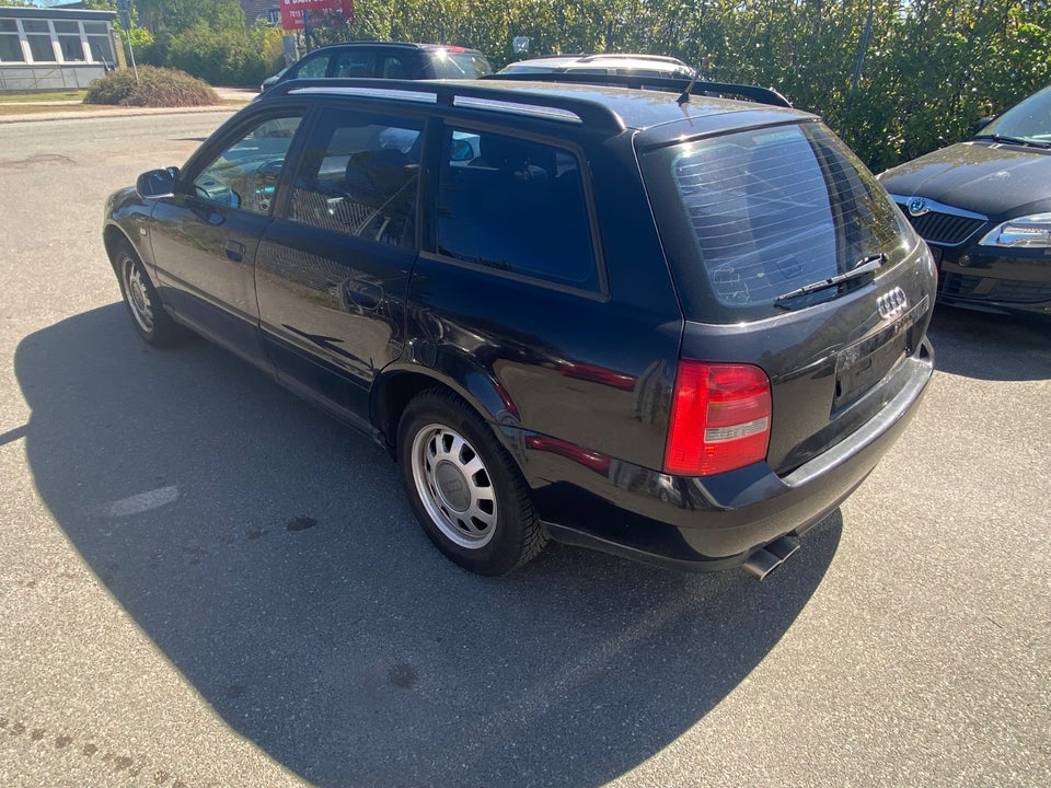 Audi A4 1,6 Avant 5d