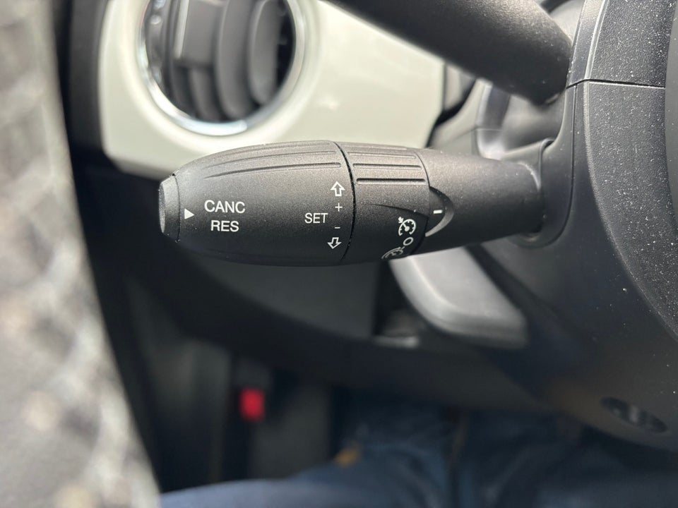 Fiat 500 0,9 TwinAir 80 Lounge 3d