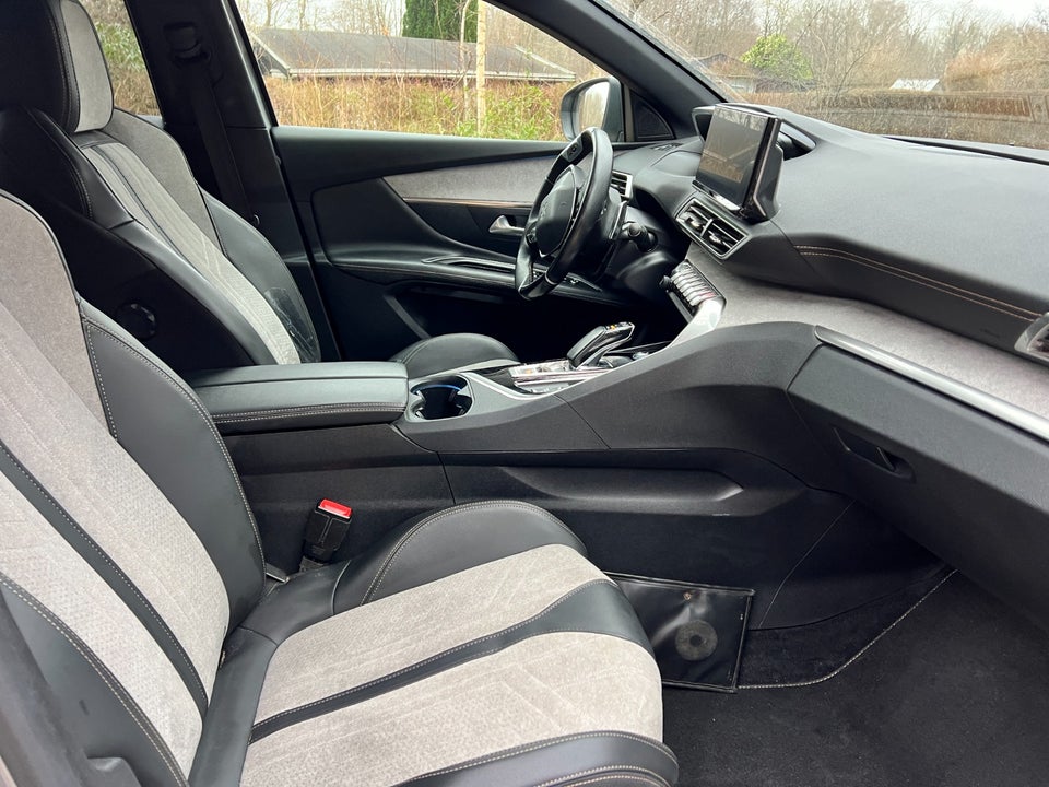 Peugeot 3008 1,6 Hybrid GT Line EAT8 5d