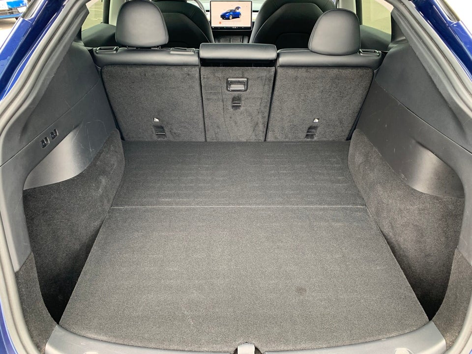 Tesla Model Y Long Range AWD 5d