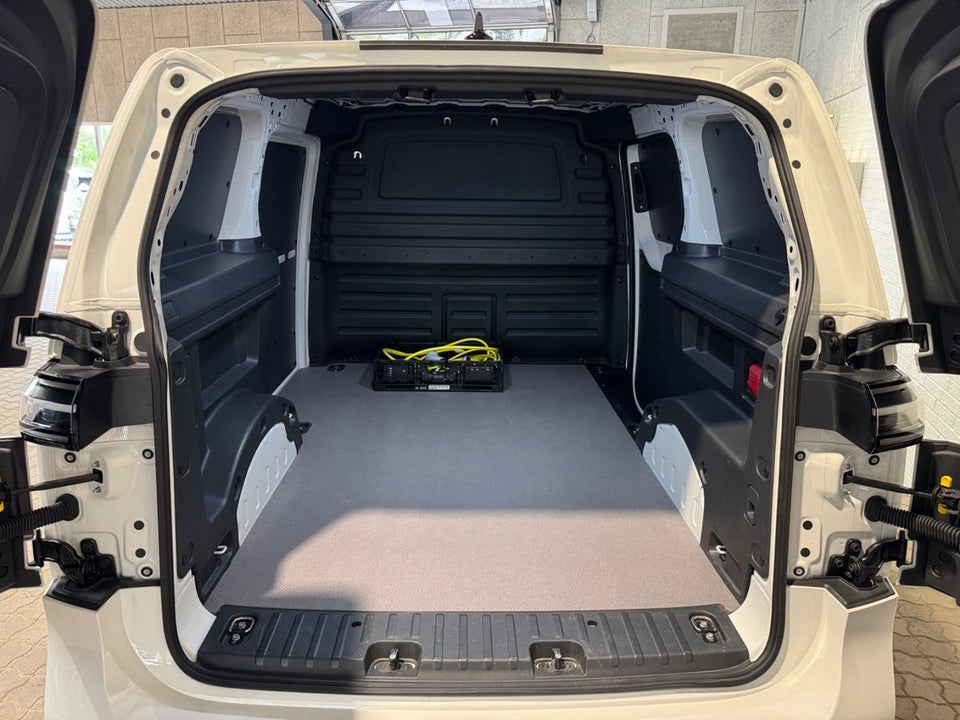 VW ID.Buzz 77 Cargo Pro