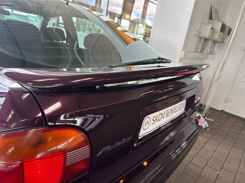 Ford Mondeo 2,5 V6 5d