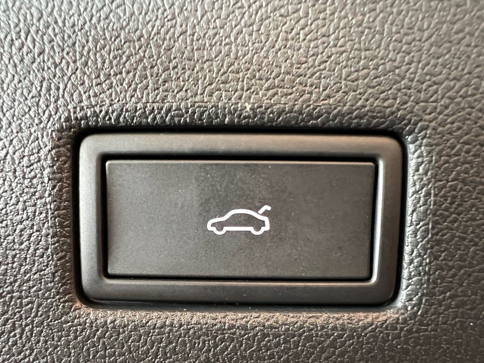 Ford Explorer 77 Select Extended Range 5d