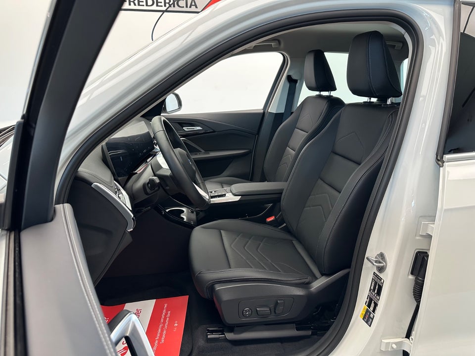 BMW iX1 eDrive20 X-Line 5d