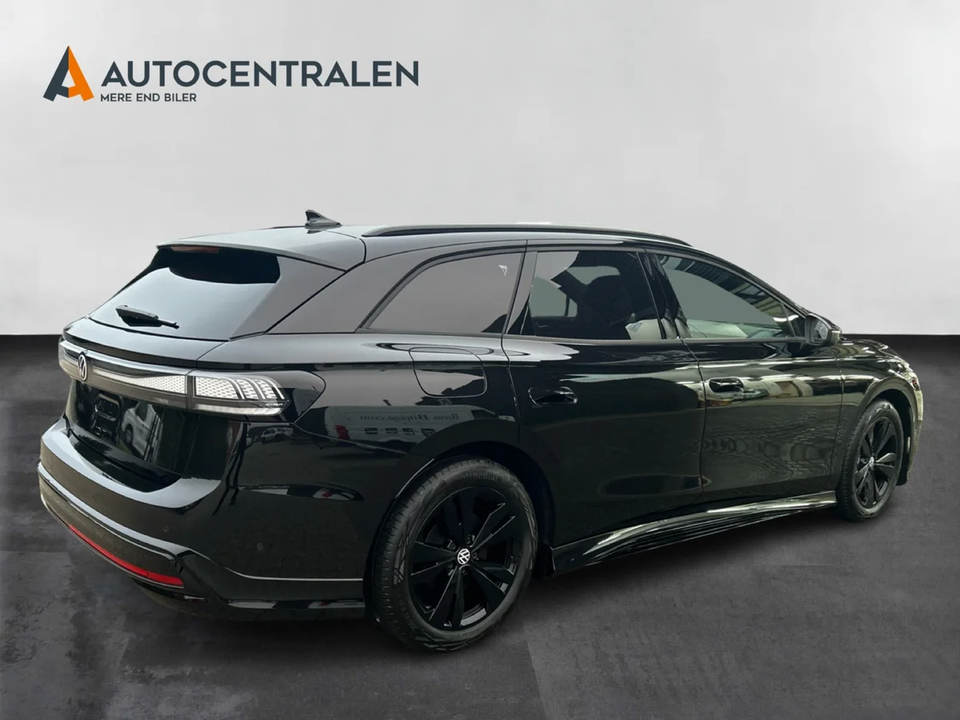 VW ID.7 86 Pro S Tourer 5d