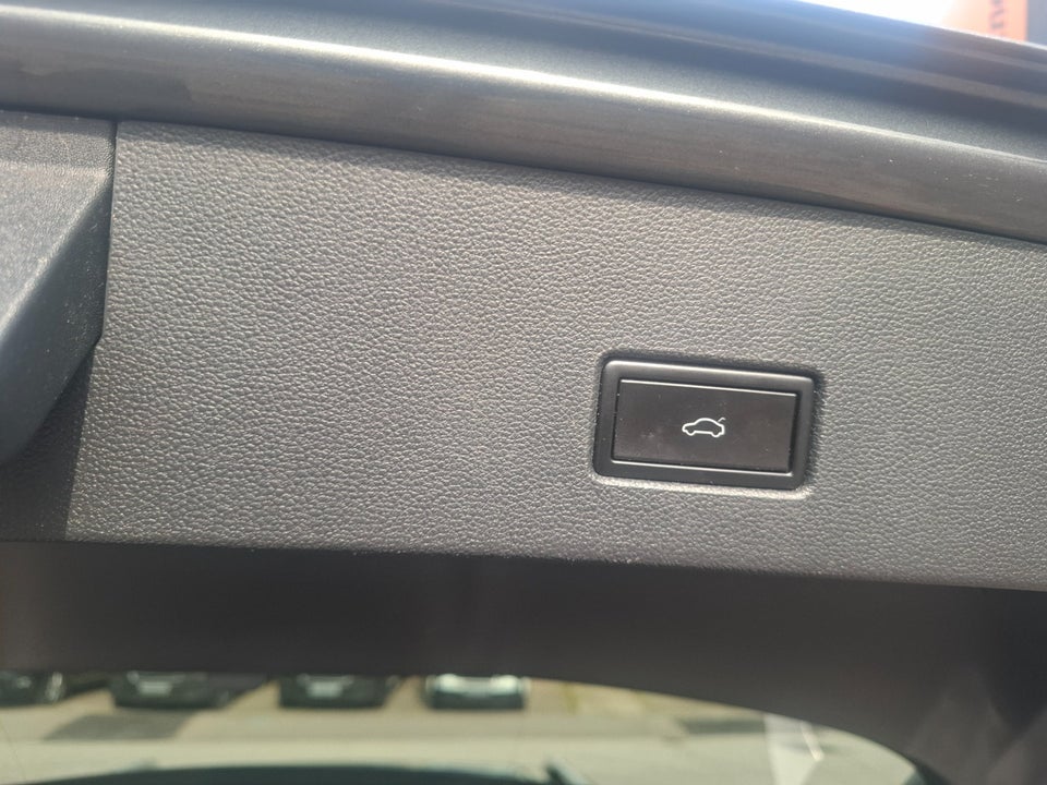 VW T-Roc 2,0 TSi 190 R-line DSG 4Motion 5d