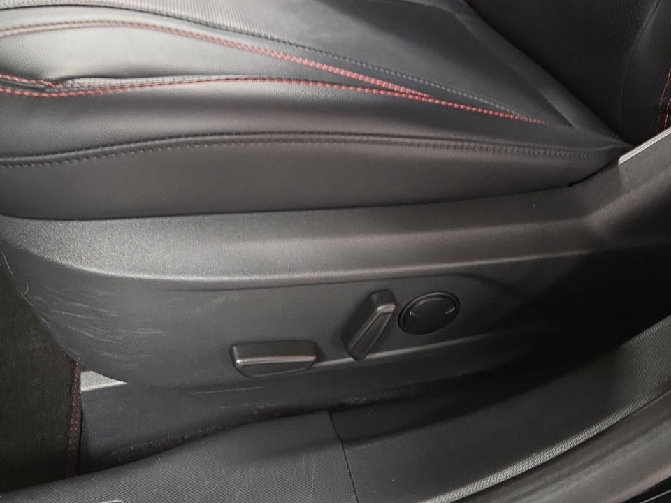 Ford Mustang Mach-E 98 Extended Range AWD 5d