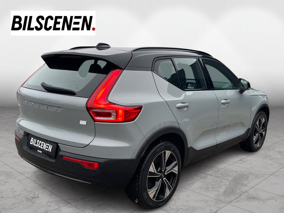 Volvo XC40 ReCharge Extended Range Plus 5d