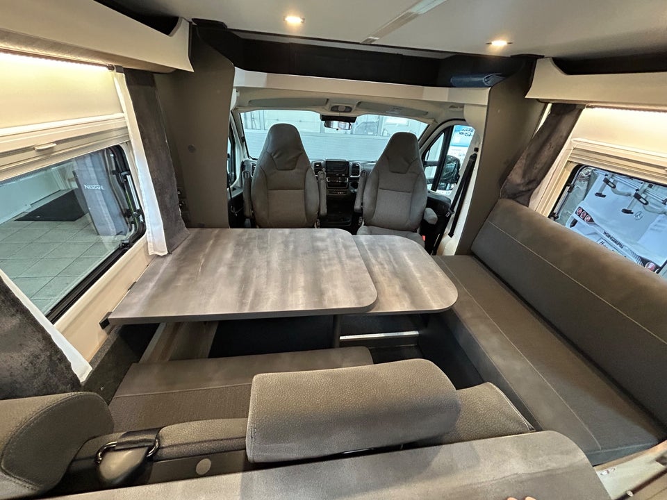 Hobby Optima De Luxe T75 HGE 2,2 aut. 2d