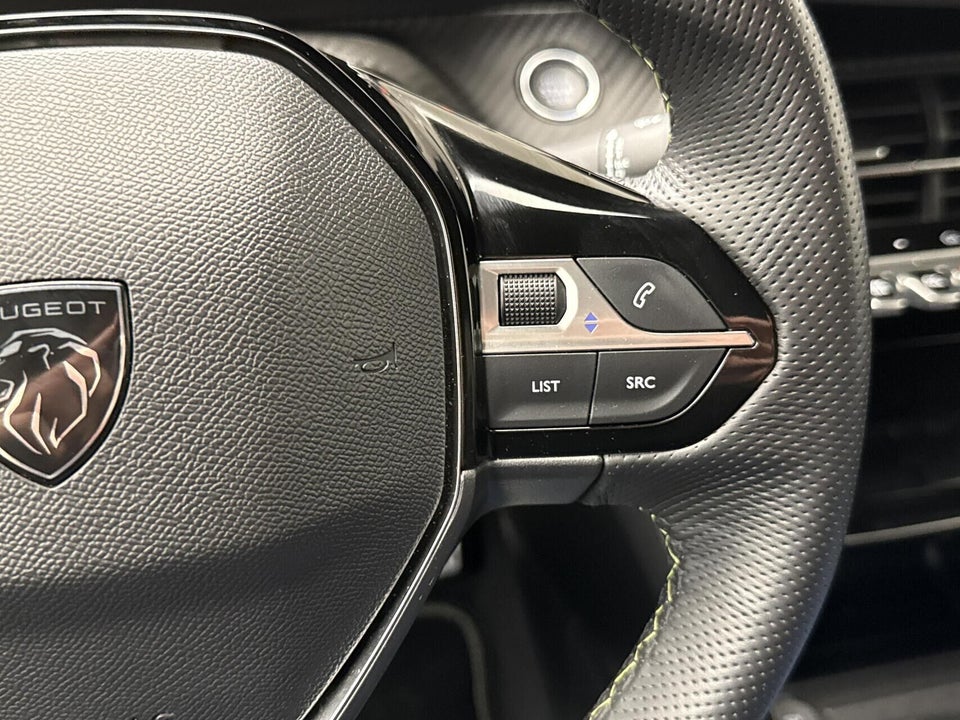 Peugeot e-2008 54 GT 5d