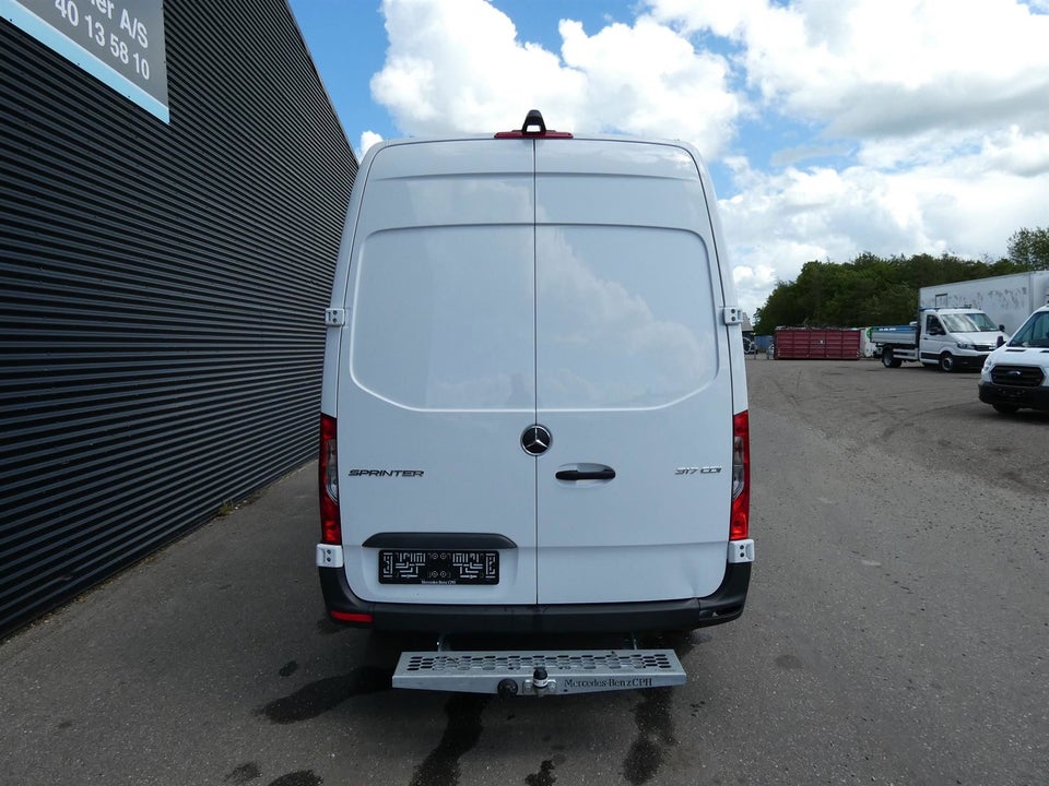 Mercedes Sprinter 317 2,0 CDi A2 Kassevogn aut. RWD