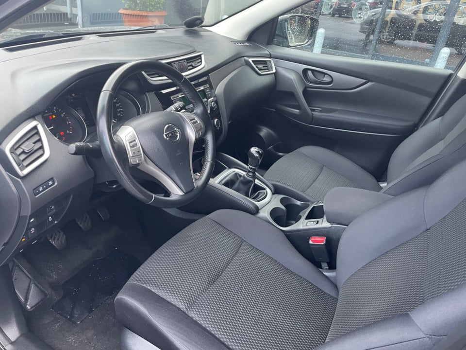 Nissan Qashqai 1,2 Dig-T 115 Visia 5d