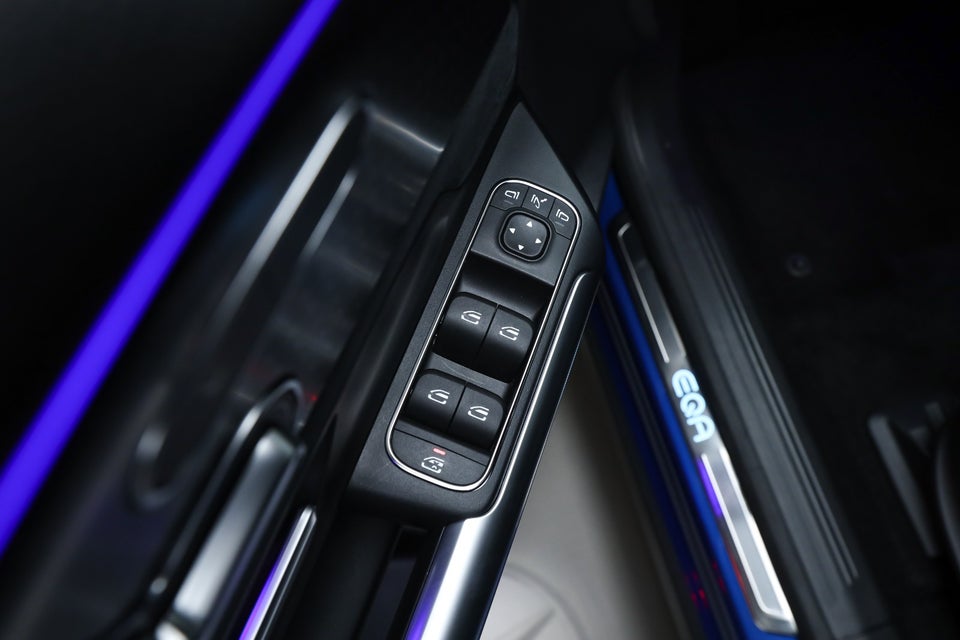 Mercedes EQA350 AMG Line Premium 4Matic 5d