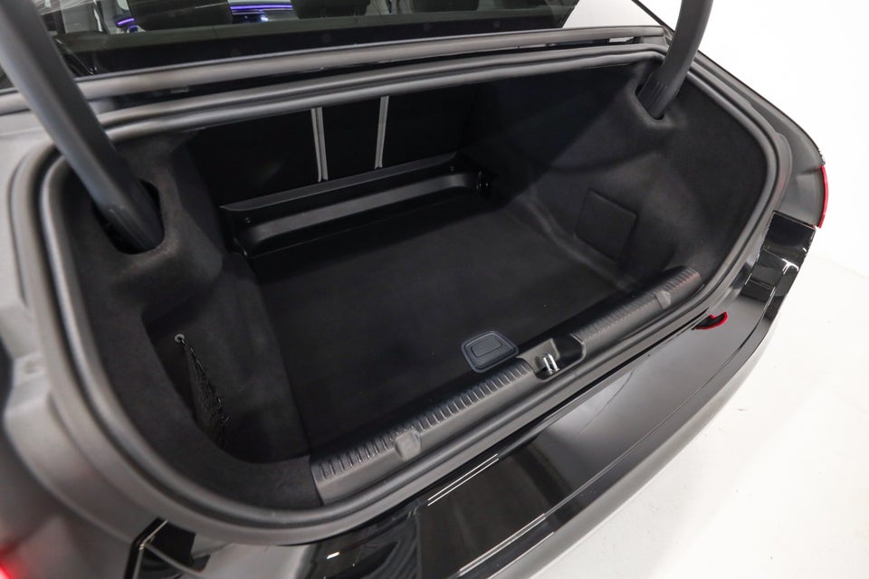 Mercedes EQE350 AMG Line 4d