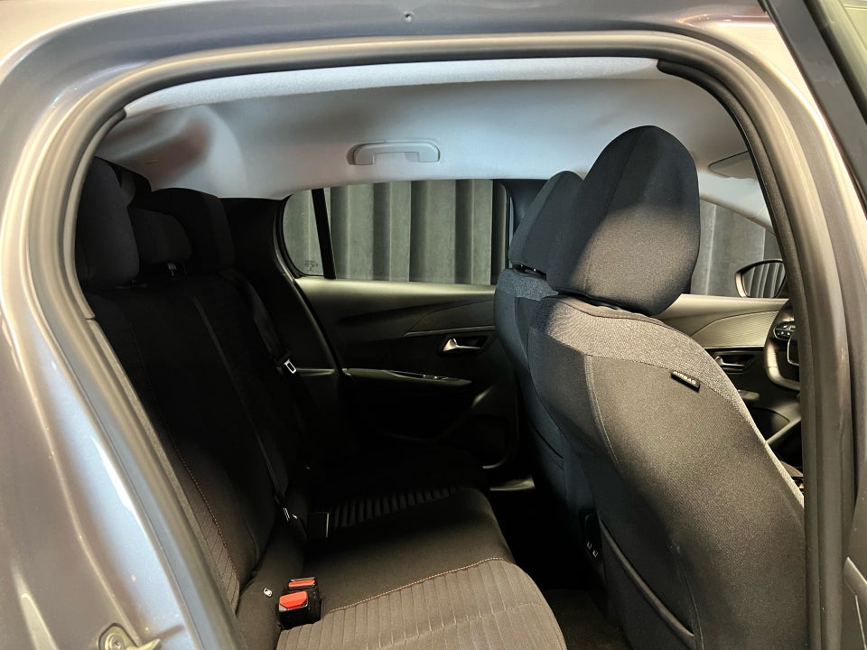 Peugeot e-208 50 Active Pack 5d